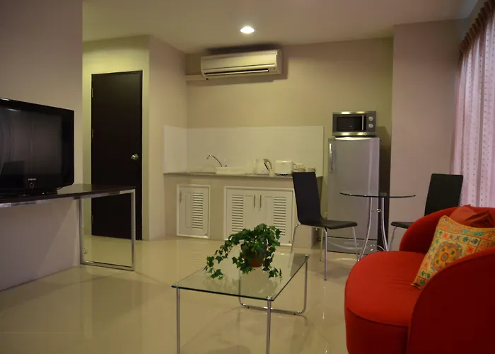 Living Aparthotel 3*