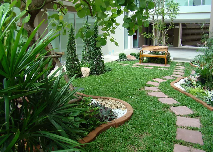 Living Bangkok