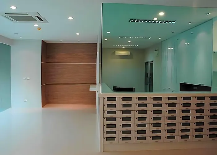 Living Aparthotel